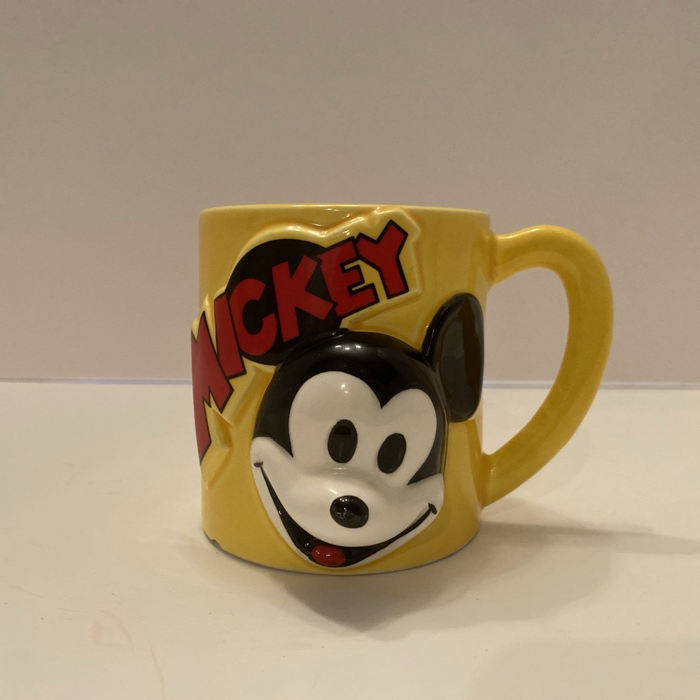 MICKEY MOUSE MUG 3D FACE HEAD MADE IN JAPAN WALT DISNEY CO. YELLOW / WRONGWAY052
